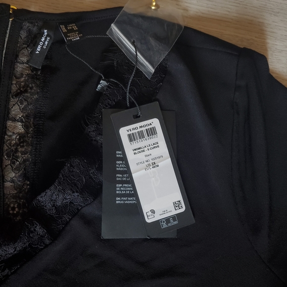 NWT Long-Sleeve Lace Trim Blouse - Picture 6 of 7